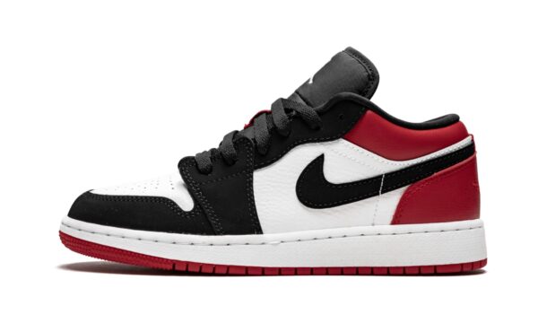 jordan-kids-air-jordan-1-low-gs-black-toe_14238134_43032510_2048.jpg